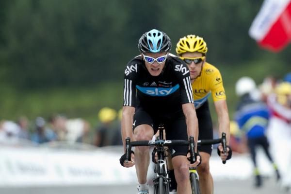 Chris Froome leads Bradley Wiggins (Sky)