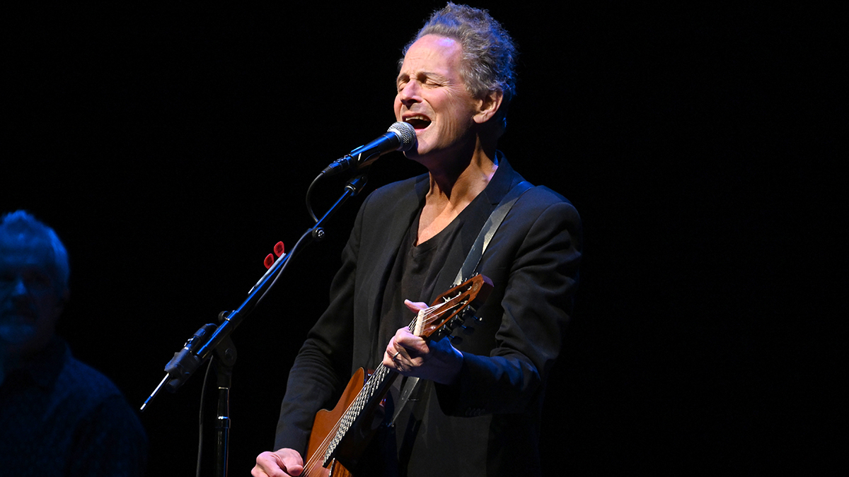 LOUISVILLE, KENTUCKY - OCTOBER 27:   Lindsey Buckingham performs at The Brown Theatre on October 27, 2022 in Louisville, Kentucky. (Photo by Stephen J. Cohen/Getty Images)