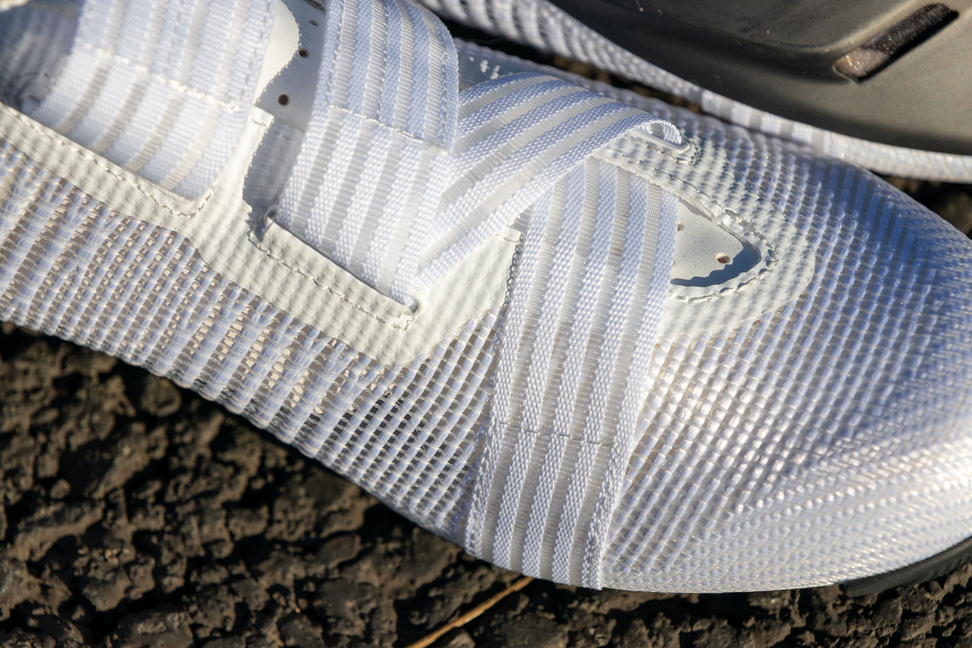 Fizik Powerstrap Aeroweave shoe from the side, showing weave in upper fabric
