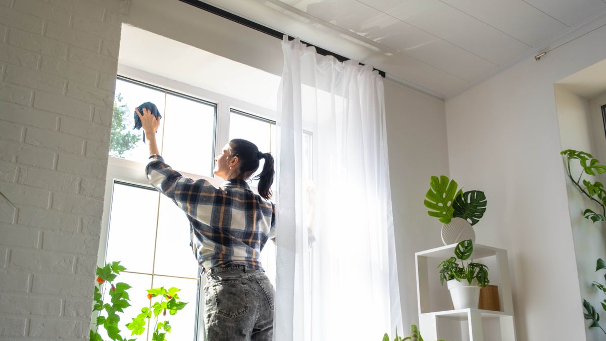  window cleaning mistakes