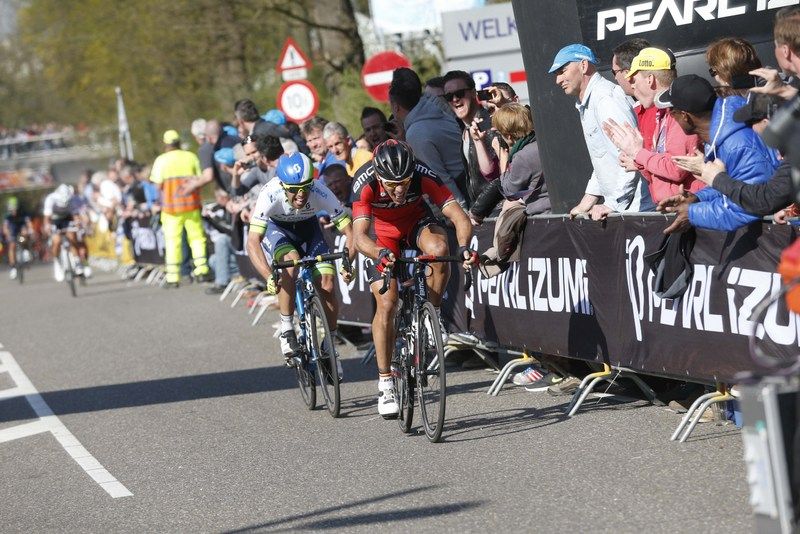 Philippe Gilbert (BMC) and Michael Matthews (Orica-GreenEdge) on the Cauberg