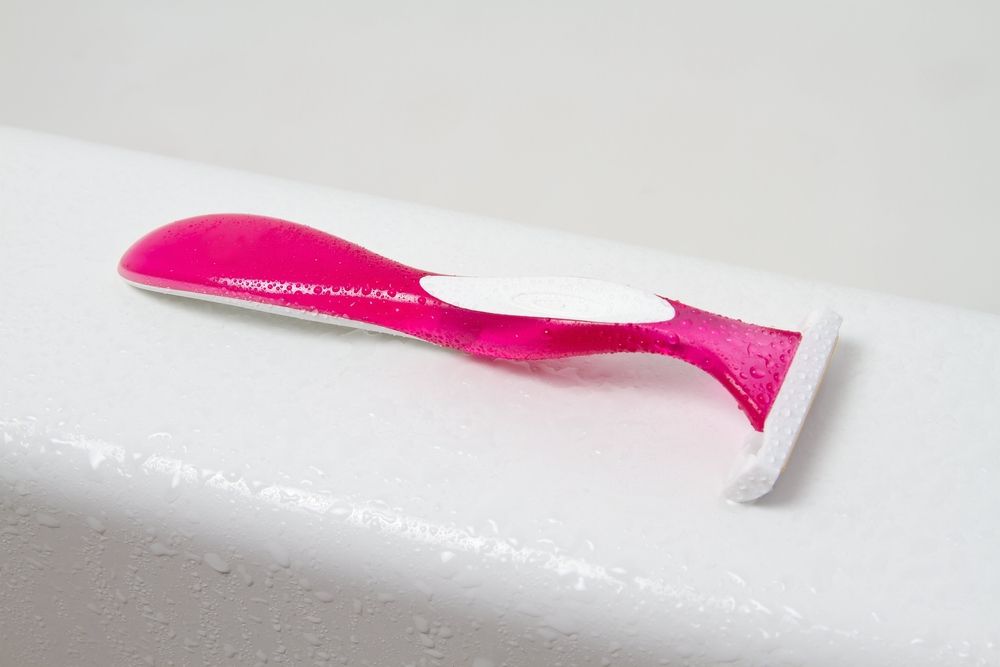 razor, shaving, pink razor, women&#039;s razor