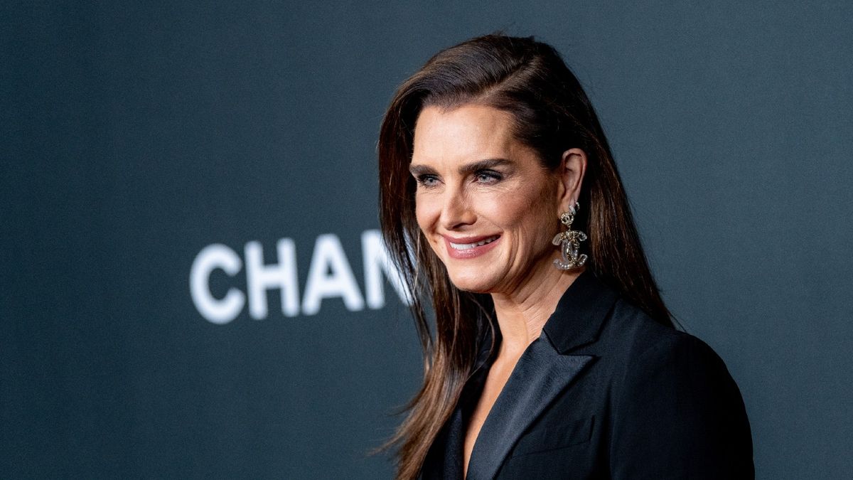 Brooke Shields on Hollywood horrors encouraging her to stay grounded ...