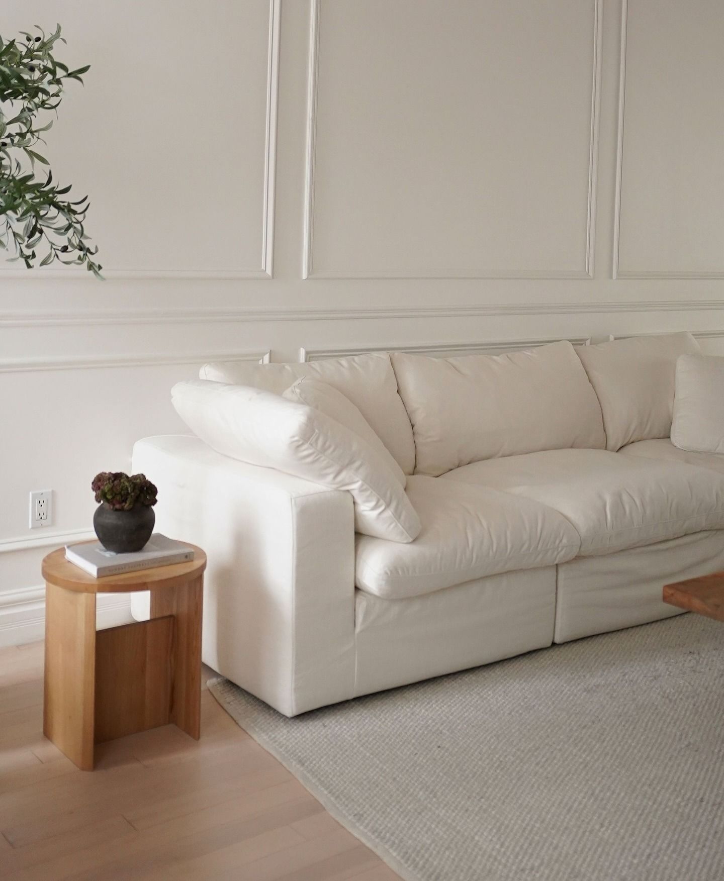 Sundays Furniture Movie Night Sofa.