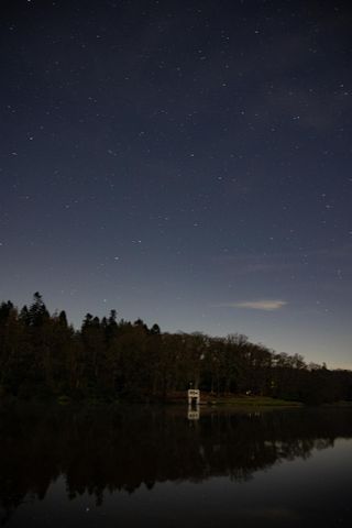 Image taken on Canon EOS R6 of night sky over lake