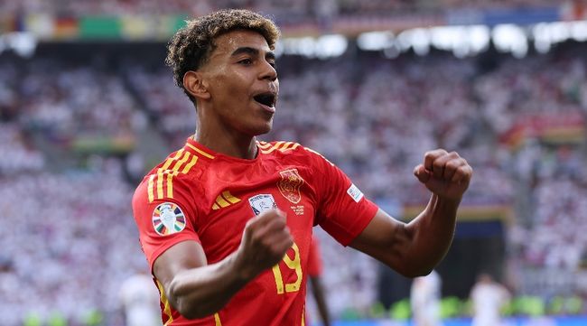 What does Lamine Yamal '3-0-4' goal celebration mean? | FourFourTwo