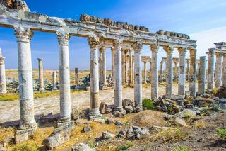 apamea ruins in syria