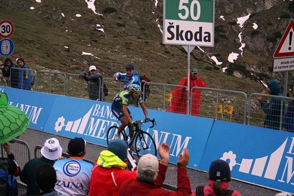 Franco Pellizotti takes his SuperSix to new heights at the finish at Tre Cime di Laveredo.