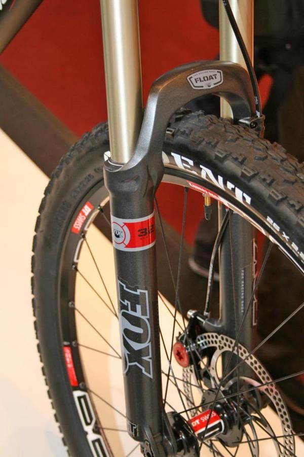 Rocky Mountain Altitude 70 with Fox 32 Float RL FIT forks using a 15mm bolt-thru.