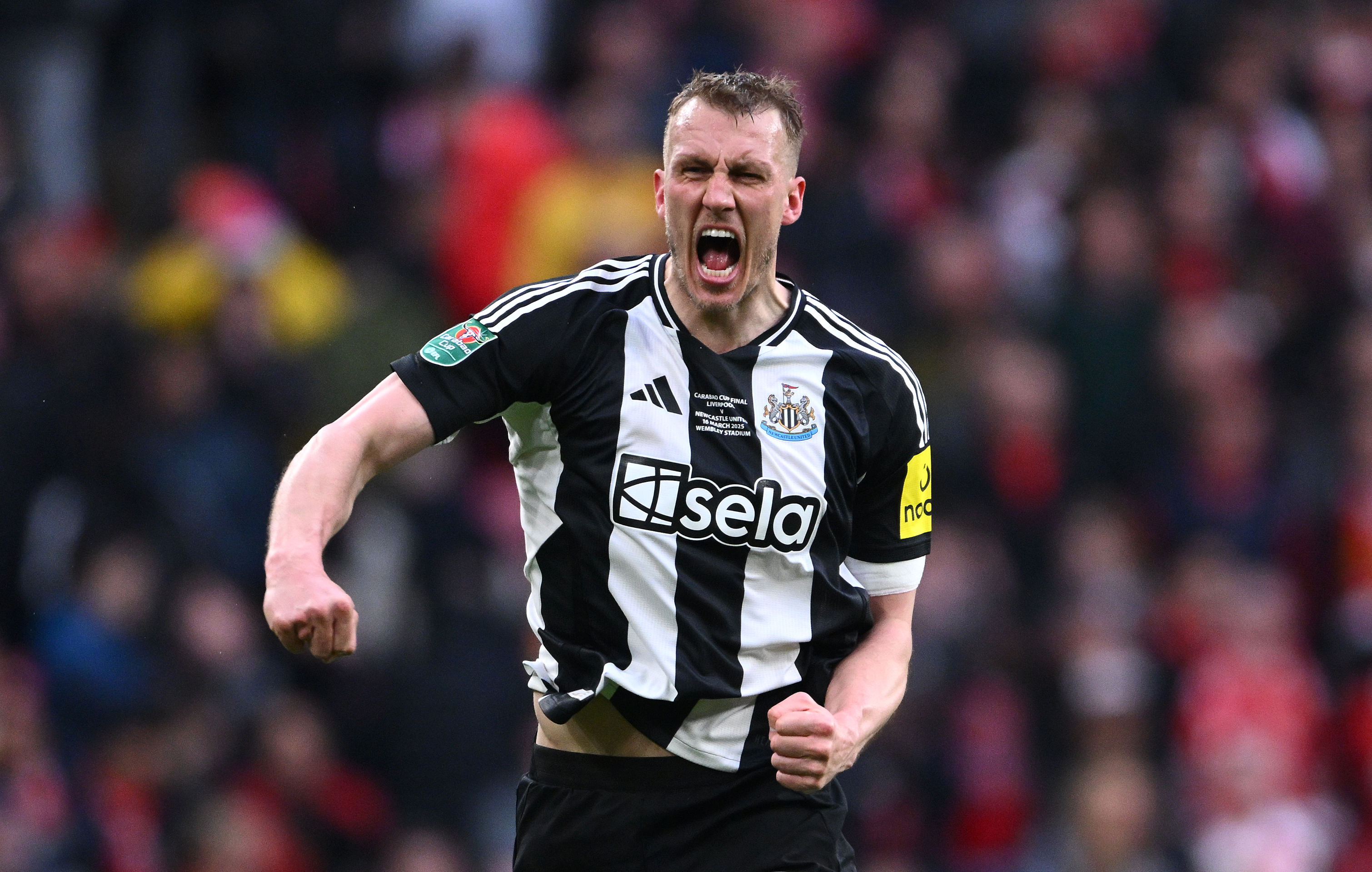 LONDON, ENGLAND - MARCH 16: Newcastle United player Dan Burn celebrates after scoring the first goal during the Carabao Cup Final between Liverpool and Newcastle United at Wembley Stadium on March 16, 2025 in London, England. (Photo by Stu Forster/Getty Images)
