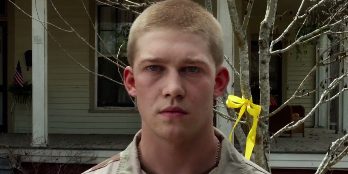 Joe Alwyn in Billy Lynn&#039;s Long Halftime Walk