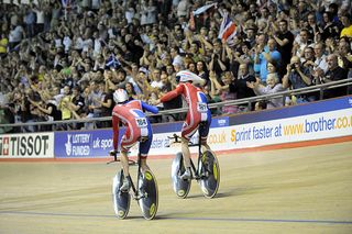 Job done, Britain wins team pursuit, Manchester Track World Cup 2011