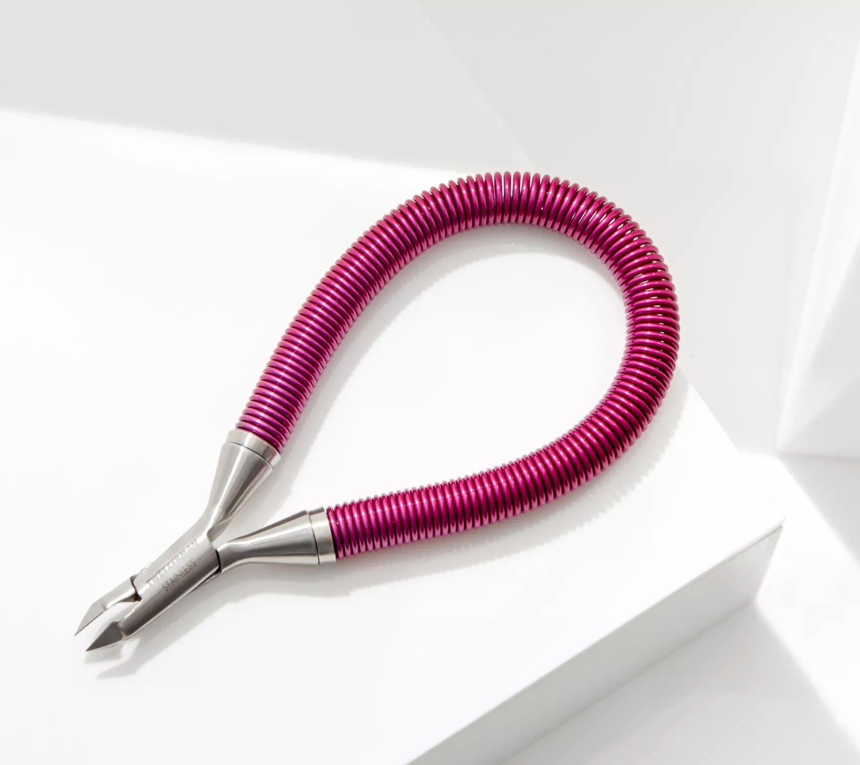 Tweezerman Grip & Snip Spiral Spring Cuticle Nipper
