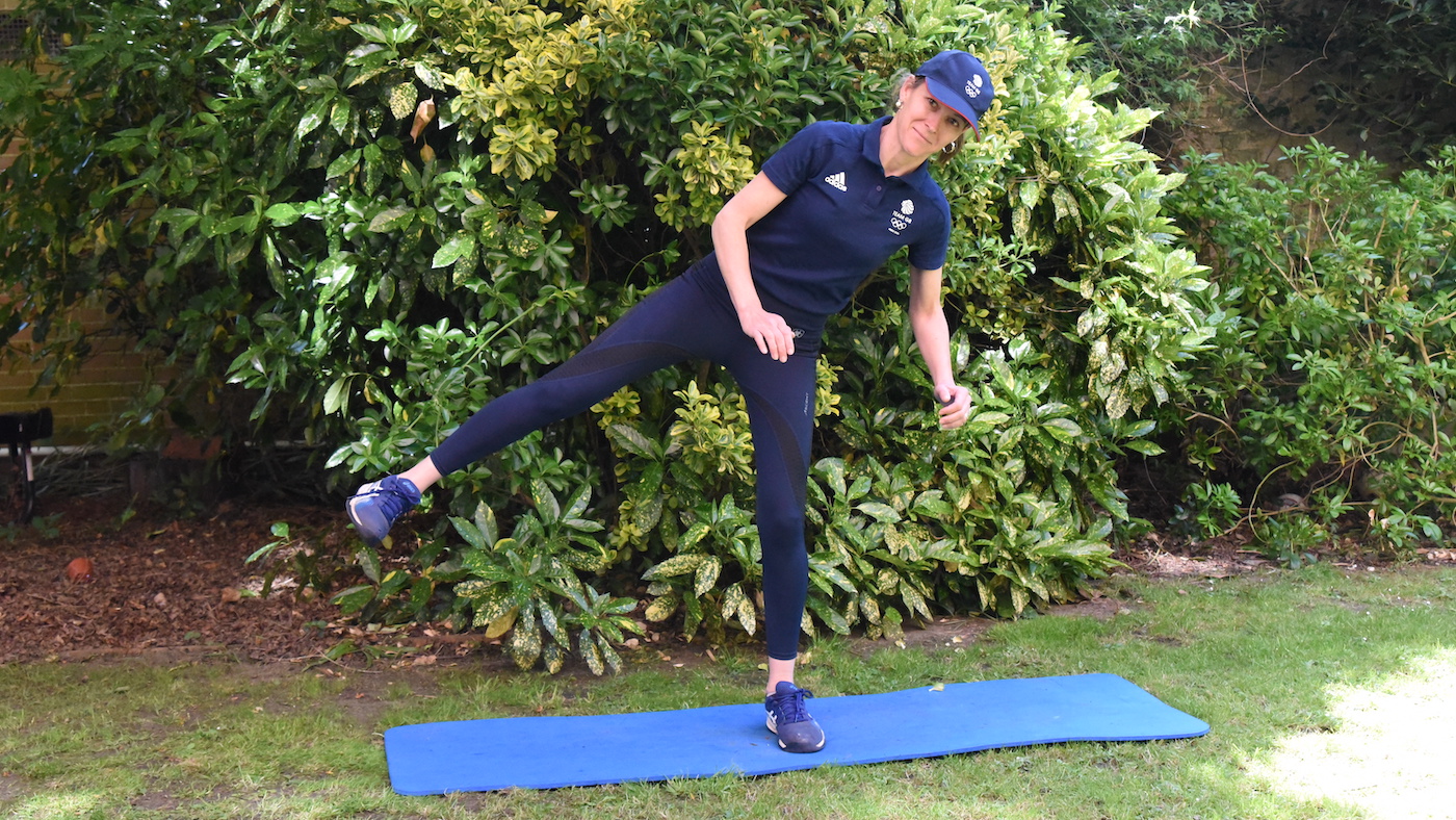 Bad example of standing leg abduction