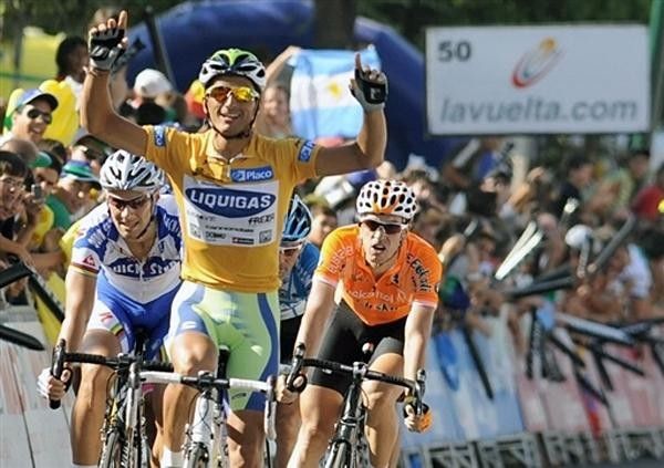 Daniele Bennati (Liquigas) wins