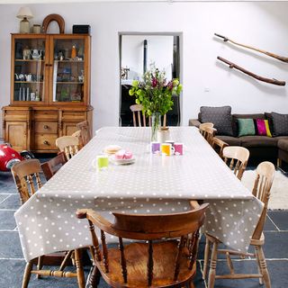 breakfast room with table and chairs