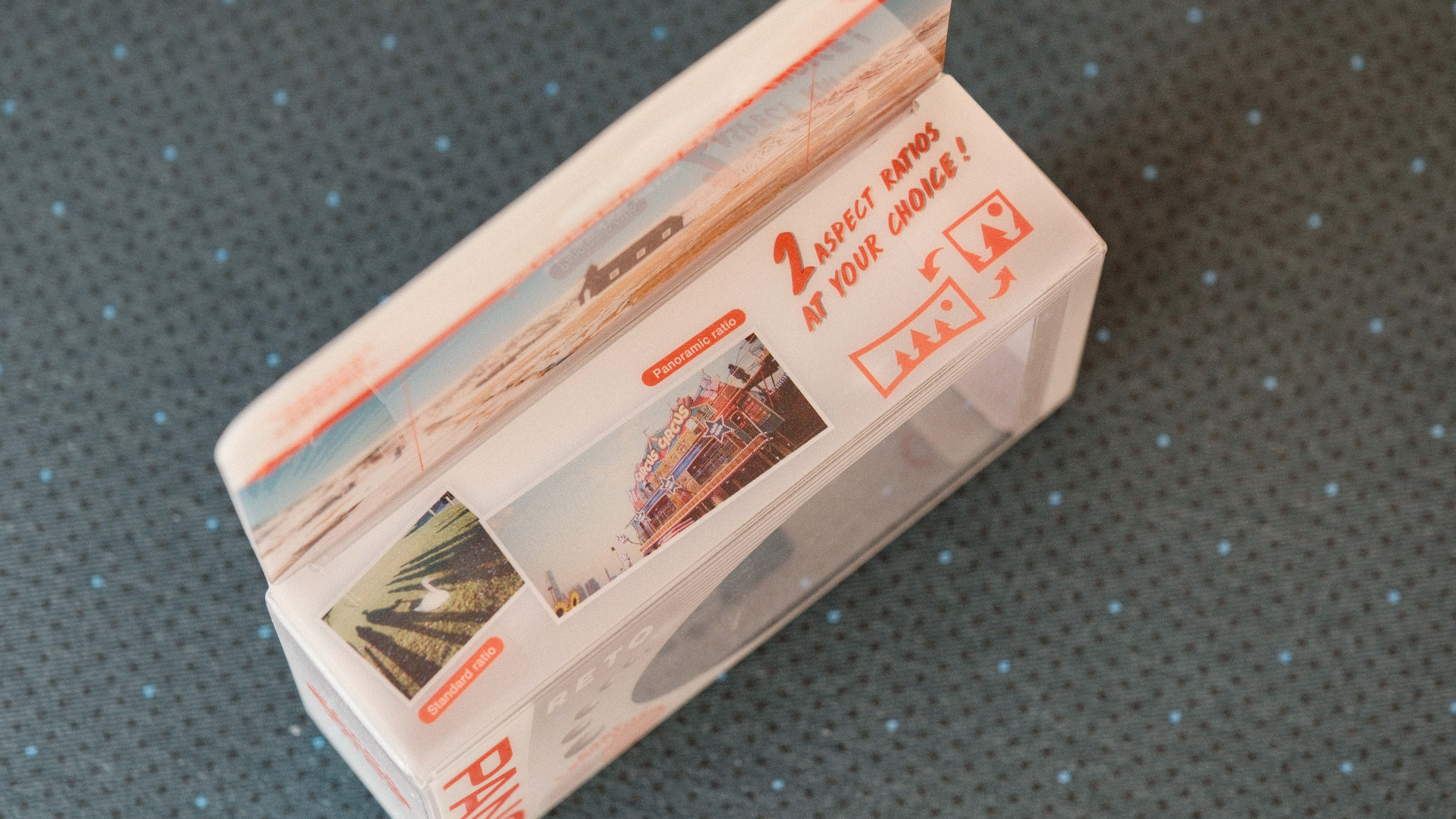 Reto Pano 35mm reusable film camera
