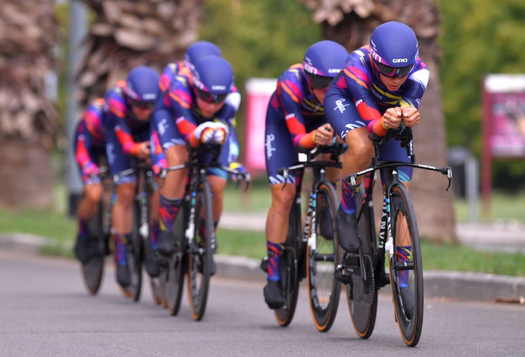 GROSSETO ITALY SEPTEMBER 11 Alena Amialiusik of Belarus Hannah Barnes of United Kingdom Elena Cecchini of Italy Lisa Klein of Germany Katarzyna Niewiadoma of Poland and Omer Shapira of Israel and Team Canyon SRAM Racing during the 31st Giro dItalia Internazionale Femminile 2020 Stage 1 a 168km Team Time Trial from Grosseto to Grosseto TTT GiroRosaIccrea GiroRosa on September 11 2020 in Grosseto Italy Photo by Luc ClaessenGetty Images