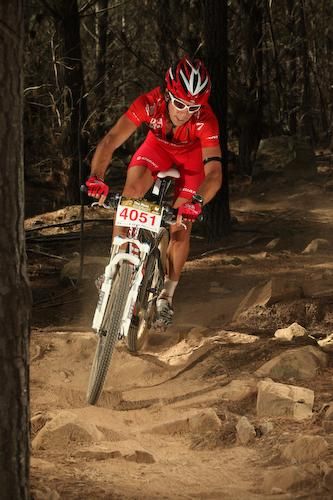 Lachy Norris (Giant) didn't mess around, helping his team win the race.