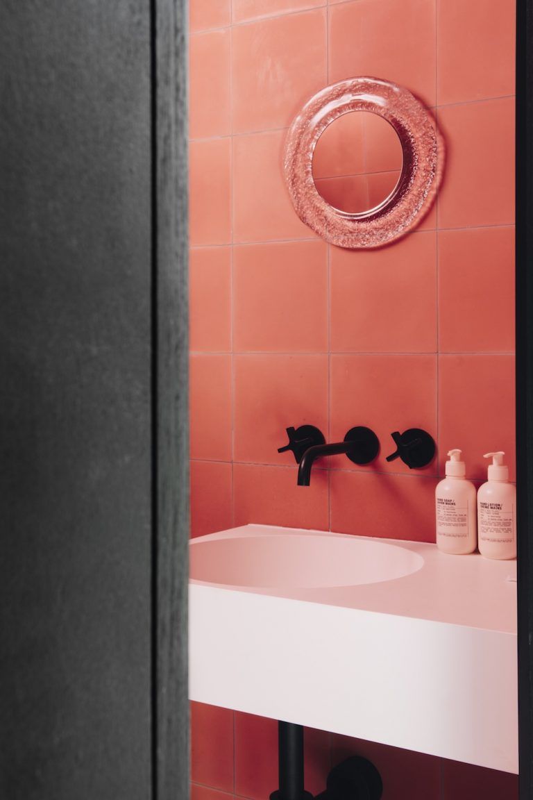 Bathroom Colour Ideas 24 Chic Stylish Paint Colours For Your Bathroom Livingetc