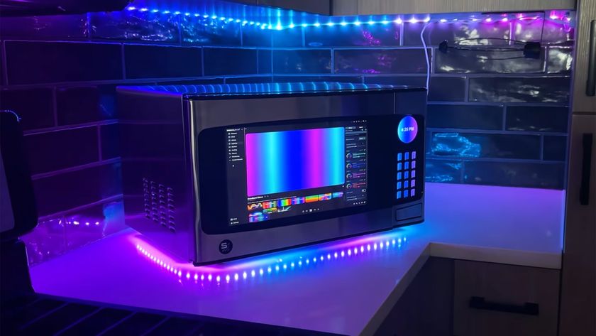SignalRGB&#039;s $2,000 Microwave PC