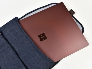 Surface Laptop Logo