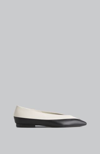 Co Two-Tone Black-and-White Flats 