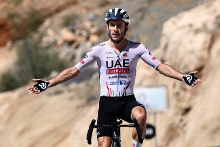 Adam Yates kicked his season off with a bang last year by winning the Tour of Oman overall