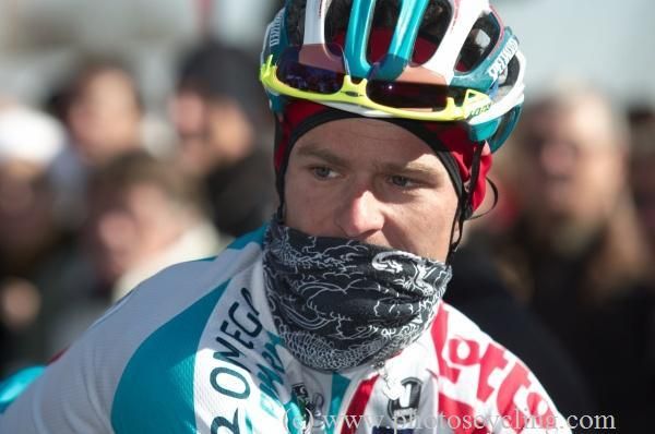 &Oacute;scar Pujol (Omega Pharma-Lotto) is ready for the chilly start.