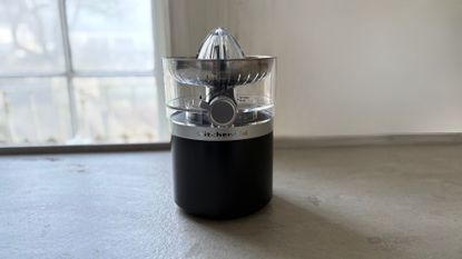 Testing the KitchenAid Go Cordless Citrus Juicer