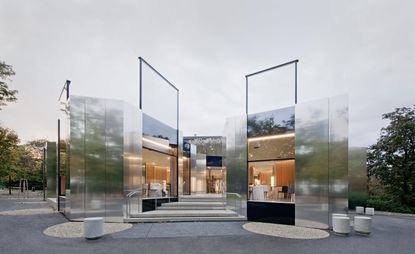 Restaurant used silvery glass pavilions.