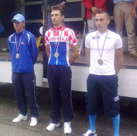 Elite men's podium (L-R): Radoslav Rogina (BK Loborika), Kristijan &ETH;urasek (BK Loborika) and Emanuel Ki&scaron;erlovski (BK Loborika)