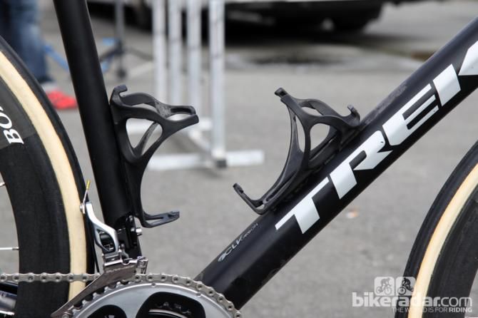 The team uses inexpensive Trek BAT cages for their firm hold.