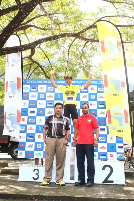 Stage 3 winner and new overall leader Kohei Yamamoto (Specialized Racing)