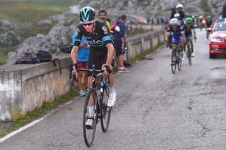 Chris Froome winds up his moto on the final climb of stage 10 at the Vuelta
