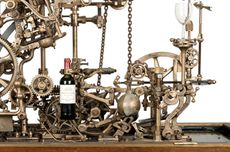 Self-pouring wine machine