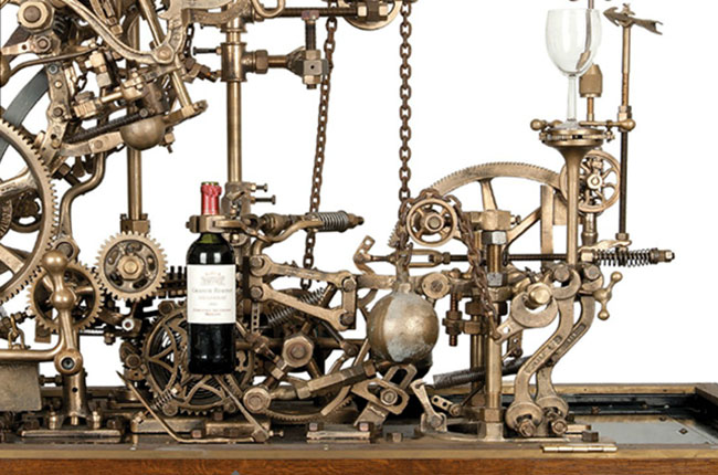 Self-pouring wine machine
