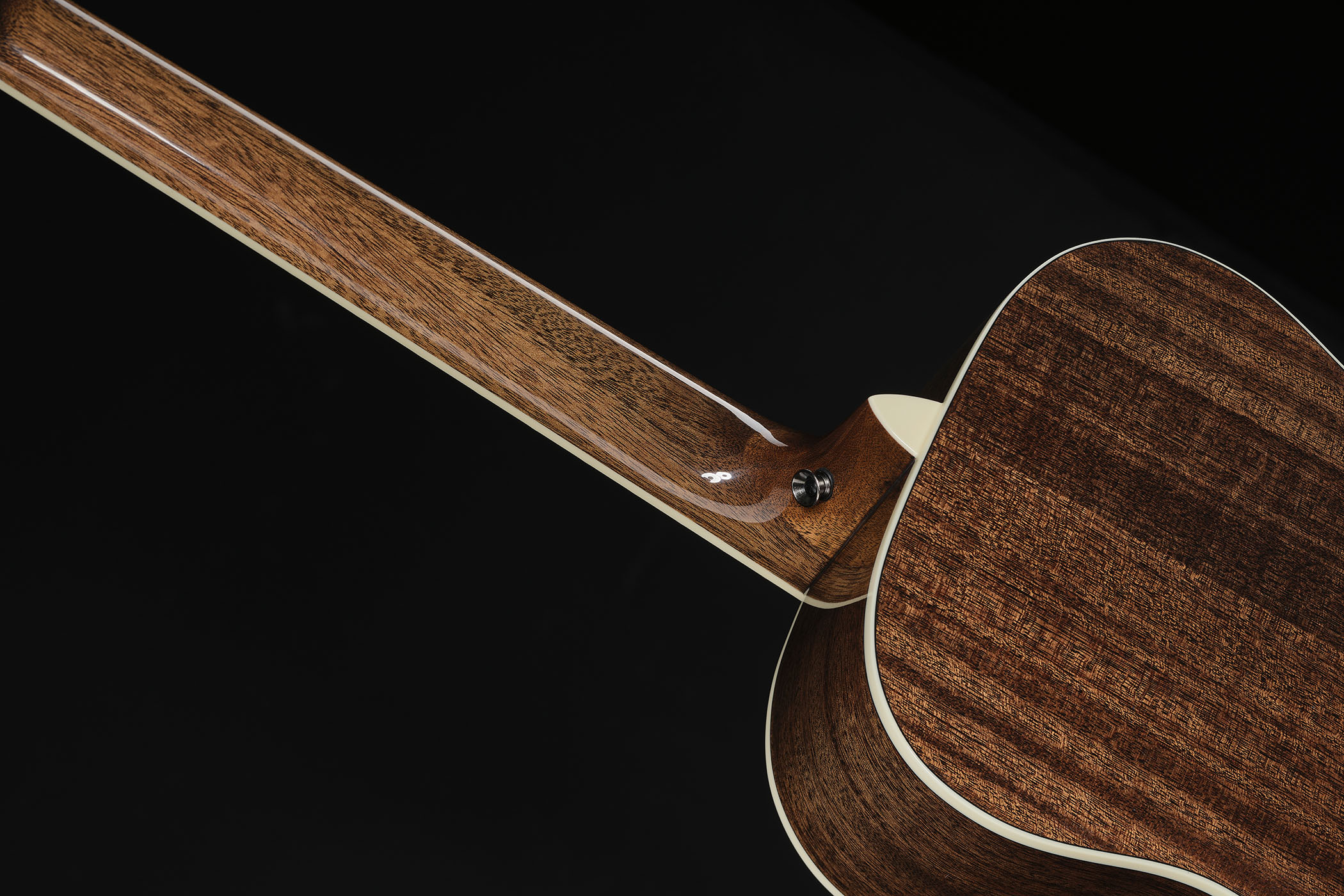 Harley Benton CLF-50E Parlor Metallic: the compact-bodied acoustic has been launched with a range of metallic finishes.