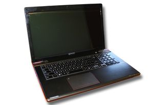 Toshiba Qosmio X875