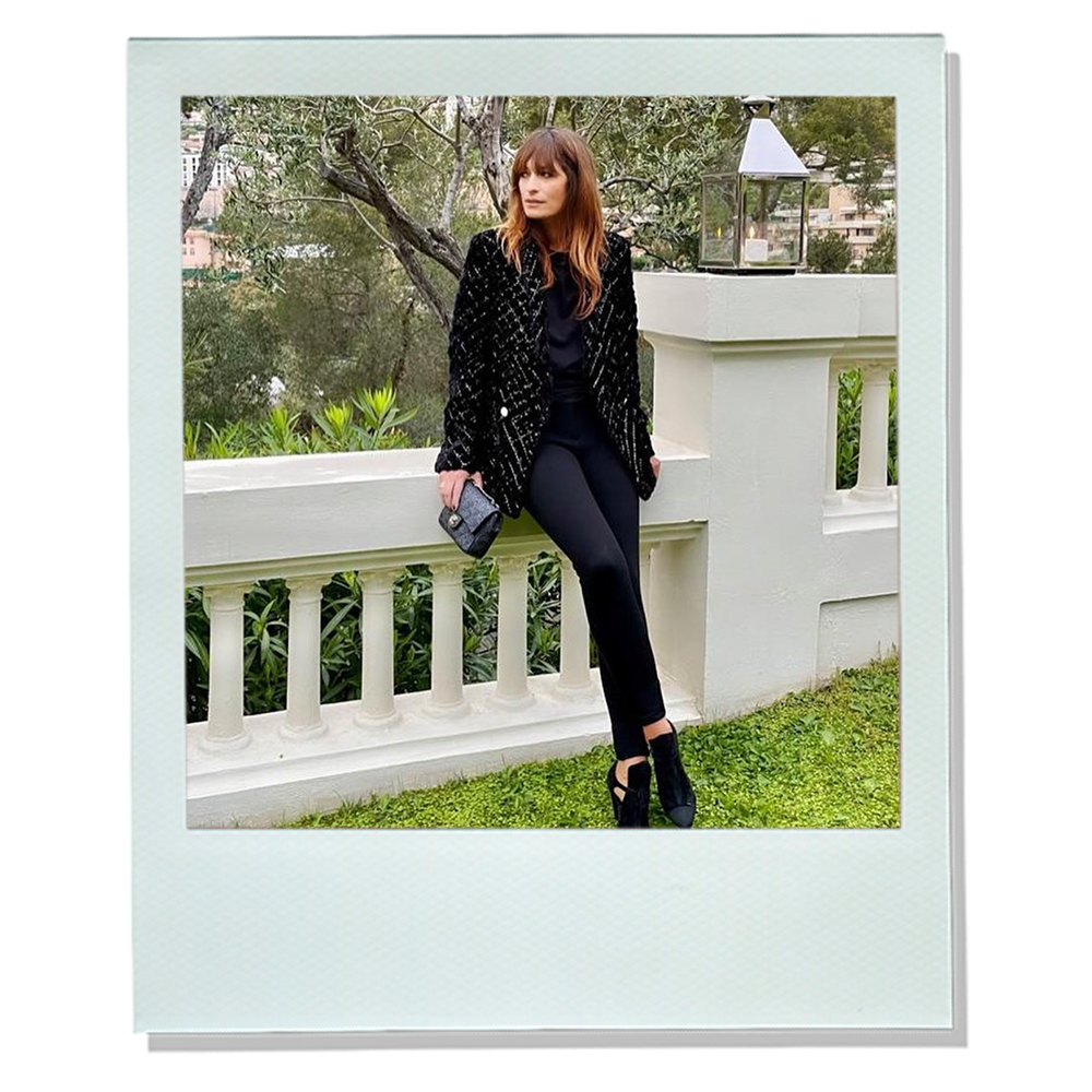 Caroline de Maigret traveling on the streets of Paris, Seville, and Athens