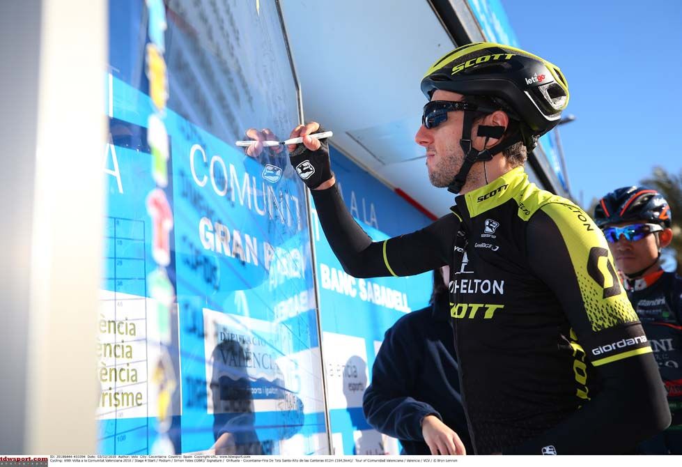 Adam Yates (Mitchelton Scott) signs on