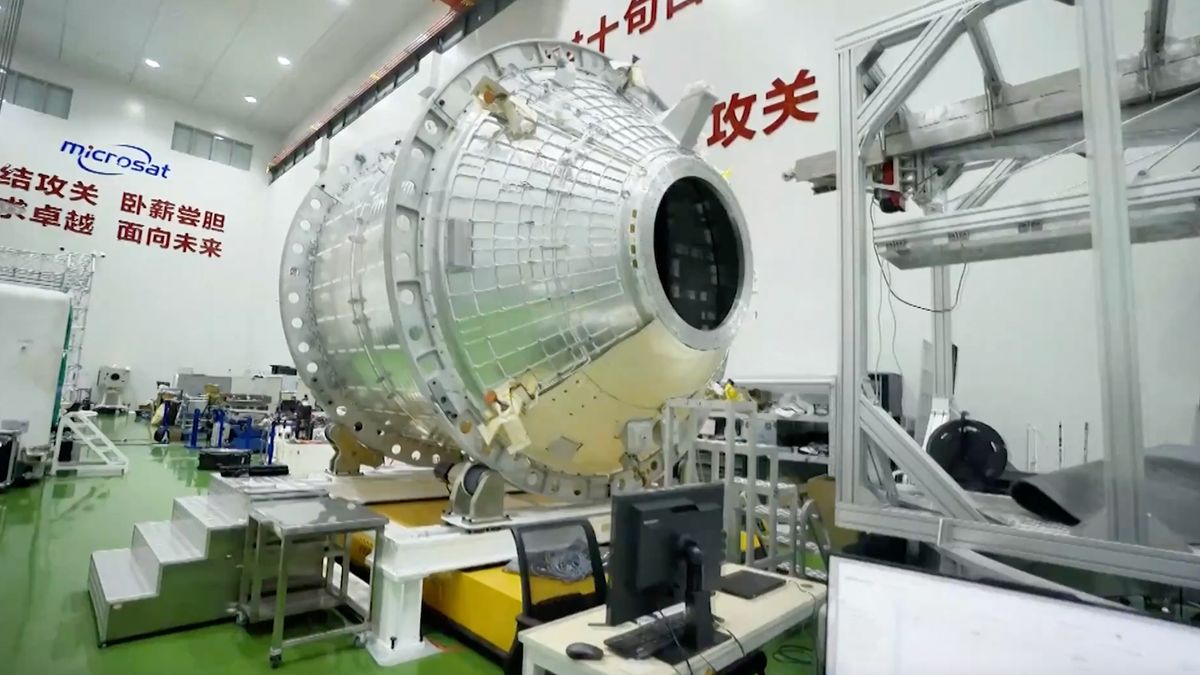 Meet Qingzhou, China's next-gen cargo craft for its Tiangong space station (video)