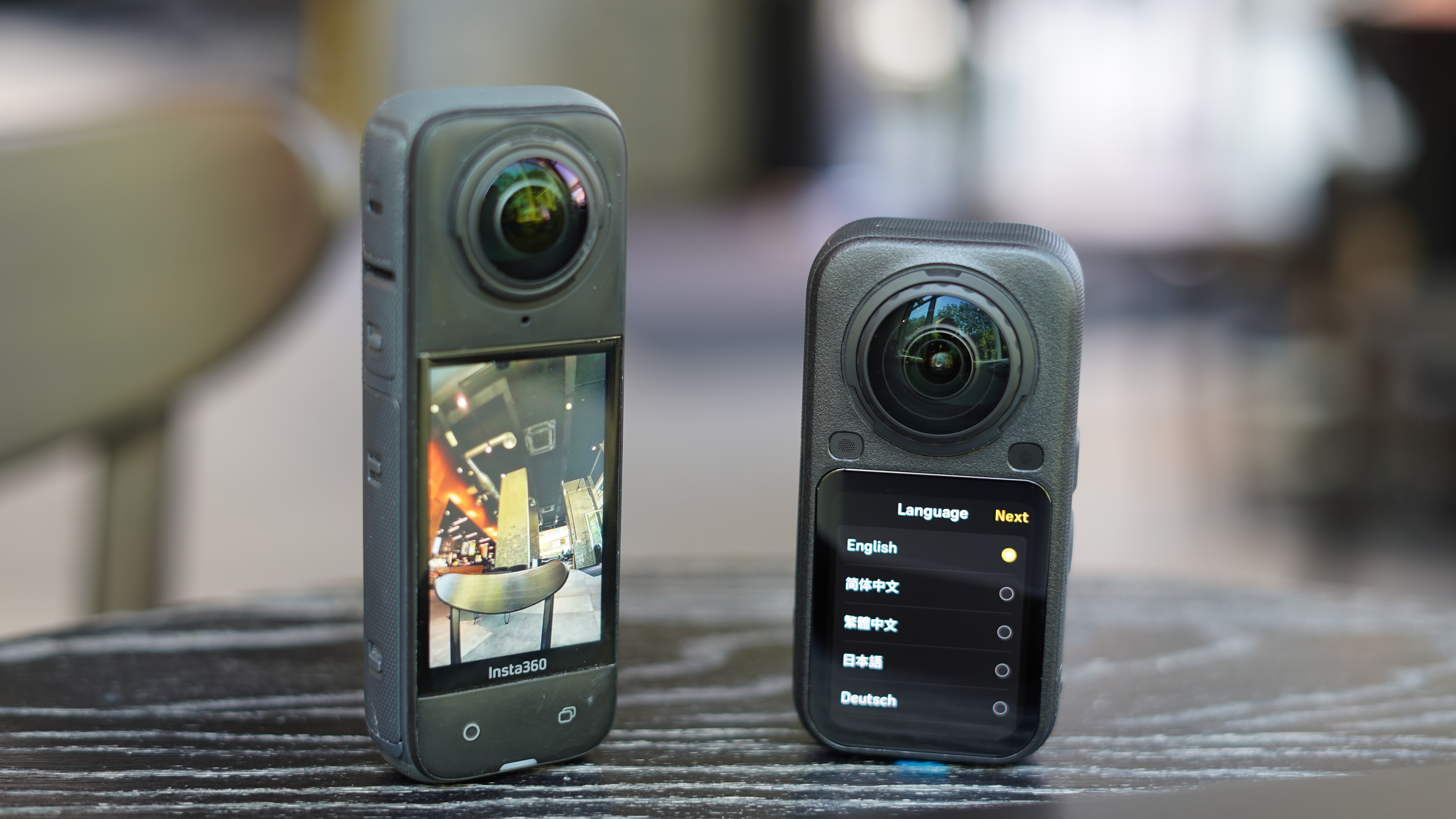 Insta360 X6