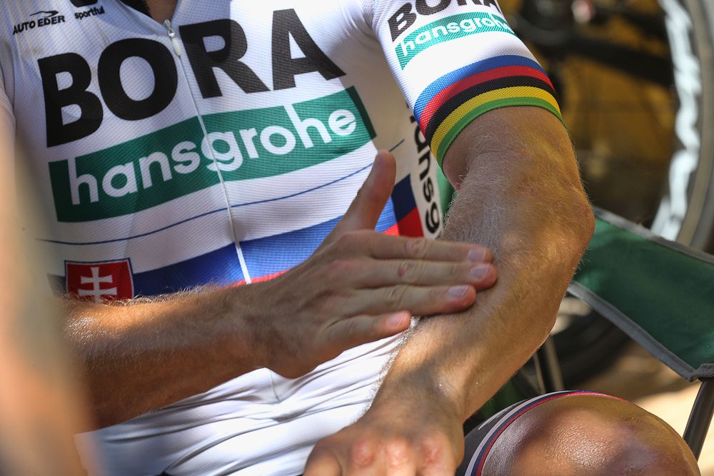 Peter Sagan puts on the lotion before stage 1 in San Juan