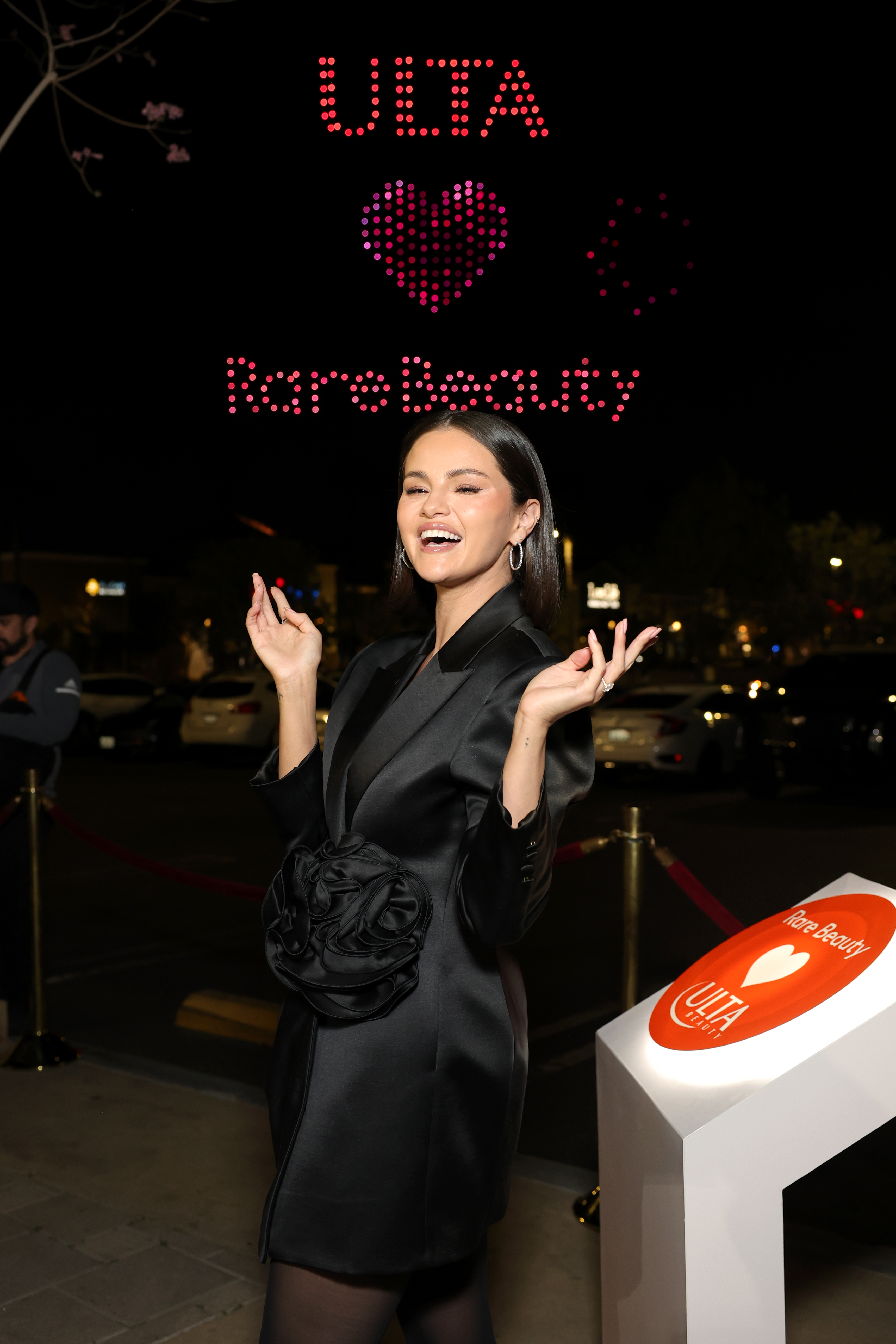 An image of Selena Gomez at the El Segundo launch of Rare Beauty at Ulta.
