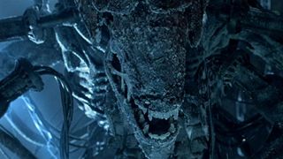 Alien vs. Predator_Queen_20th Century Fox