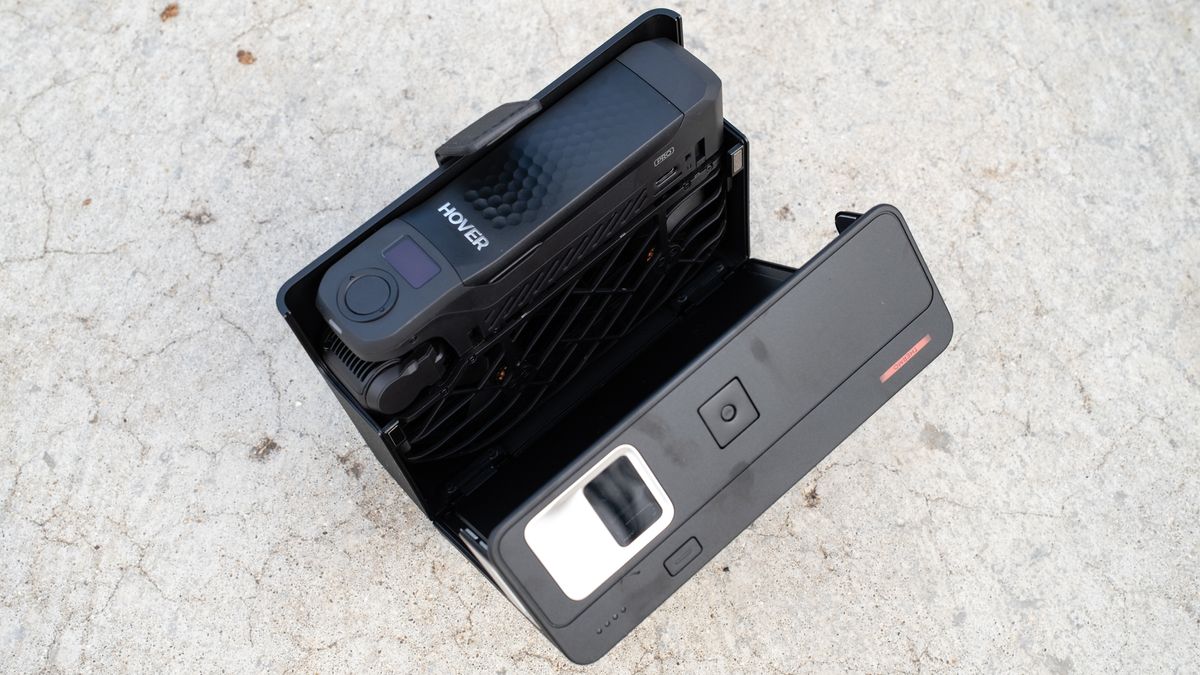HoverAir X1 PRO Power Case with drone inside