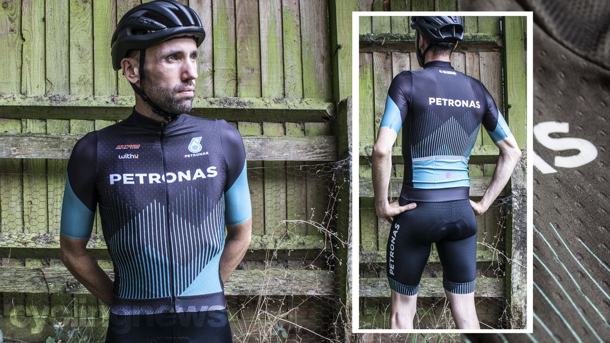 Nopinz Petronas Sepang Racing Team kit