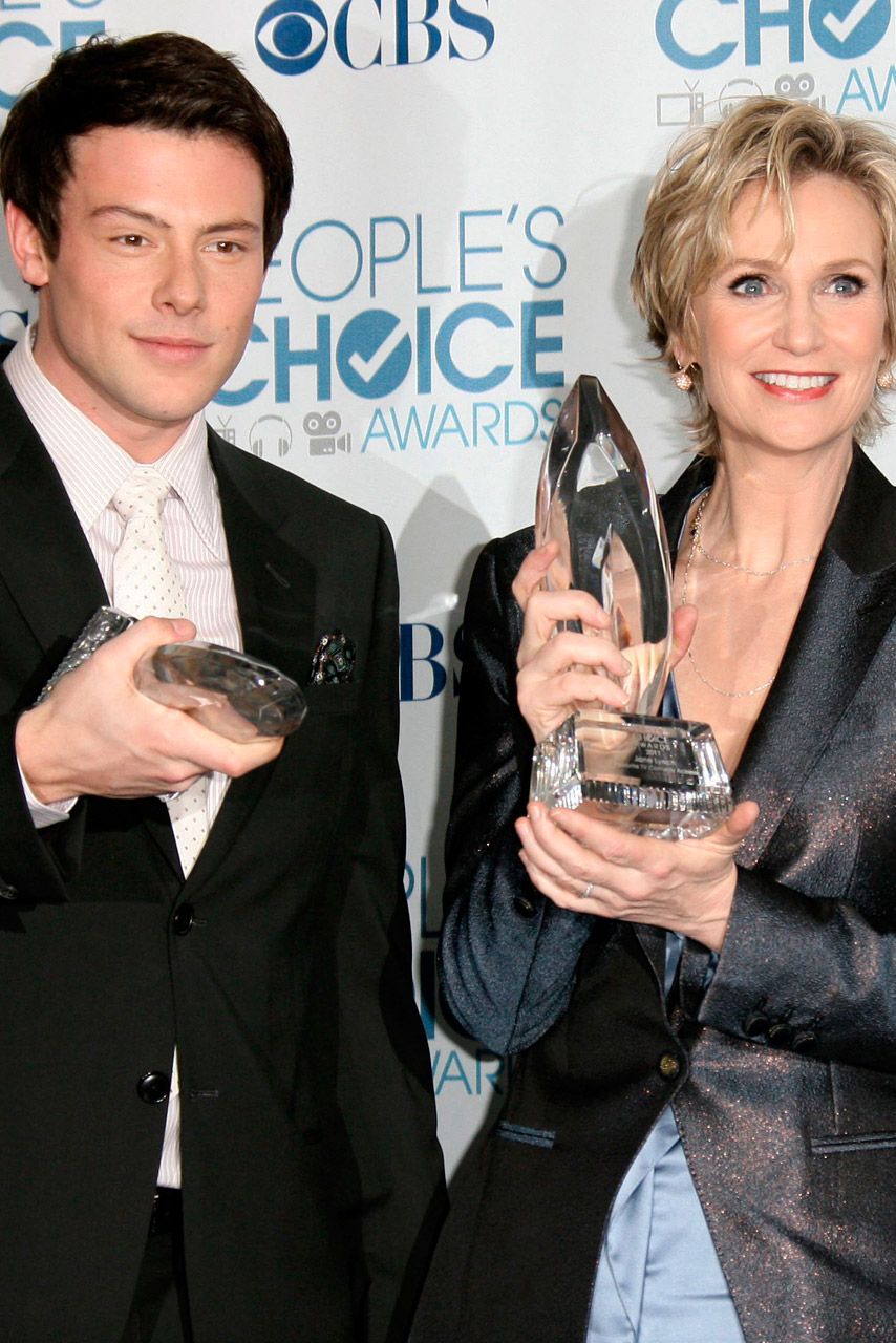 Jane Lynch and Cory Monteith on the red carpet