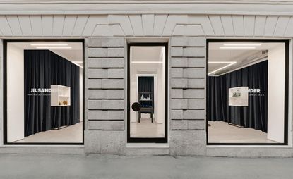 At its Via Saint’Andrea boutique in Milan – one dedicated to temporary exhibitions – Jil Sander has erected an installation dedicated to denim